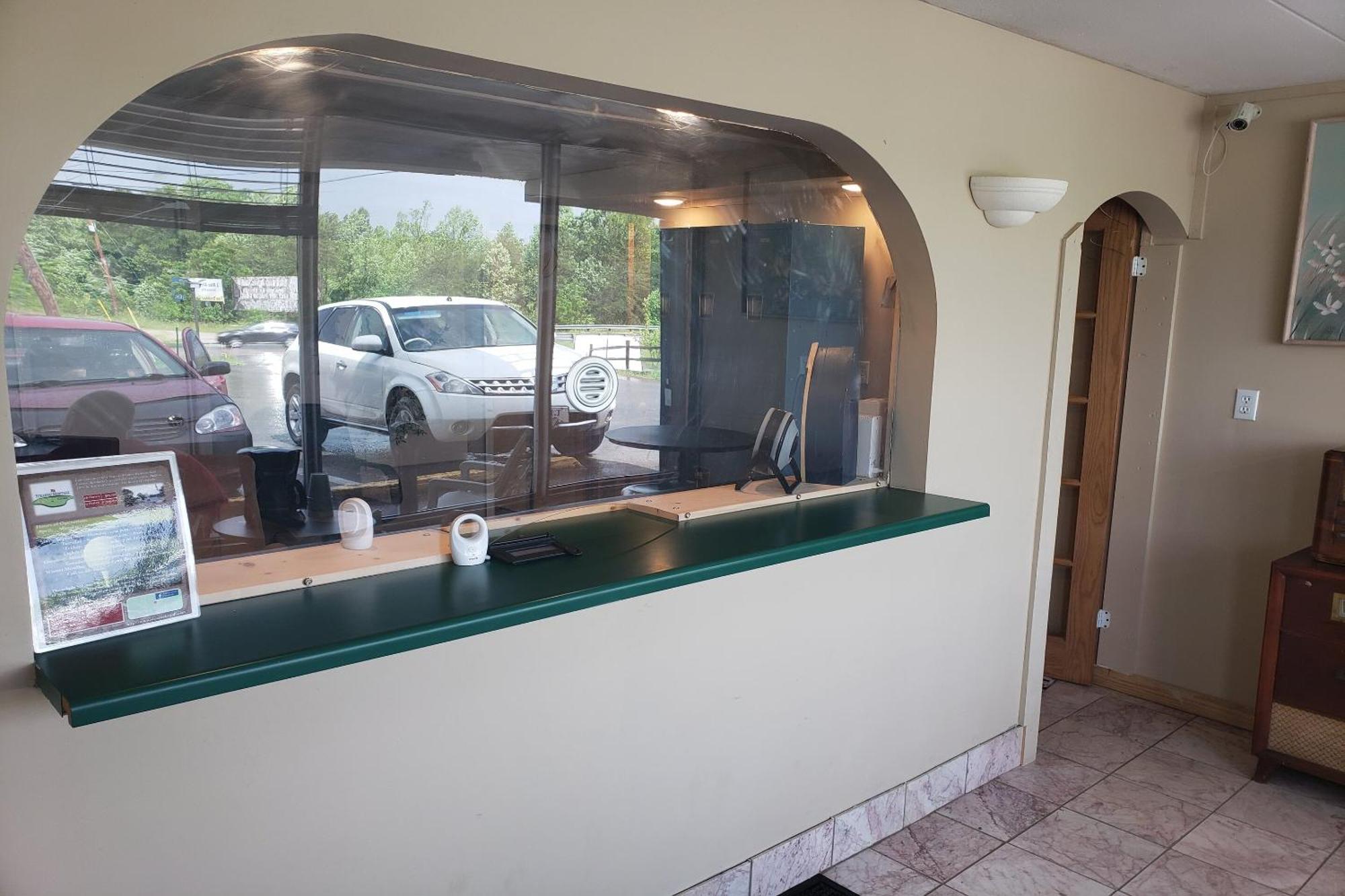 Oyo Hotel Whitely City Hwy 27 Ky Whitley City Dış mekan fotoğraf